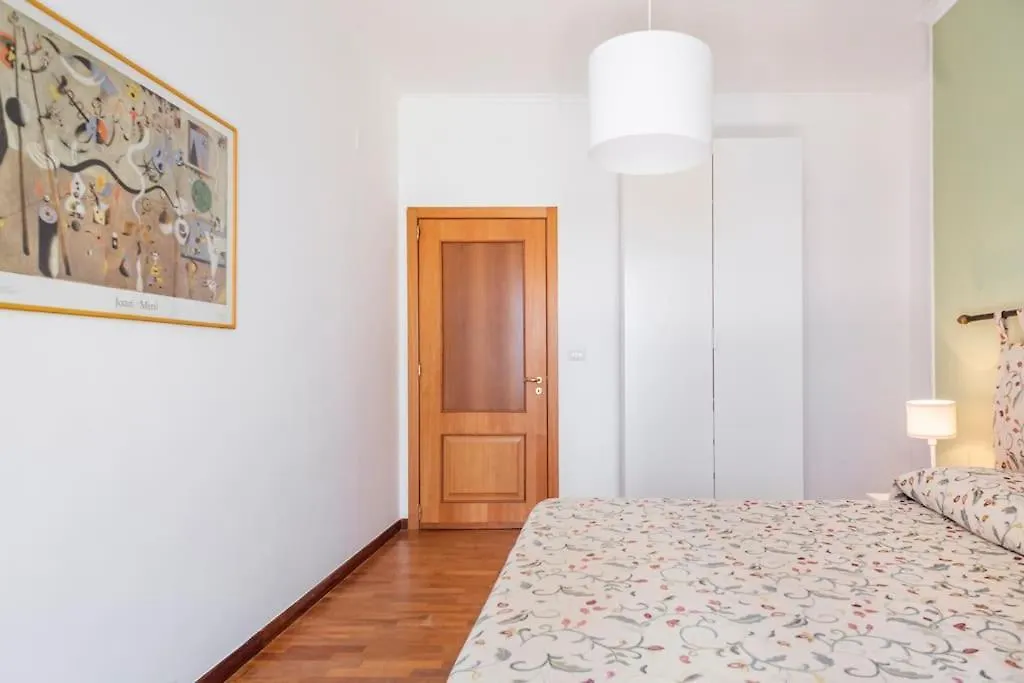 Alla Scoperta Del Vomero Apartment Naples Italy