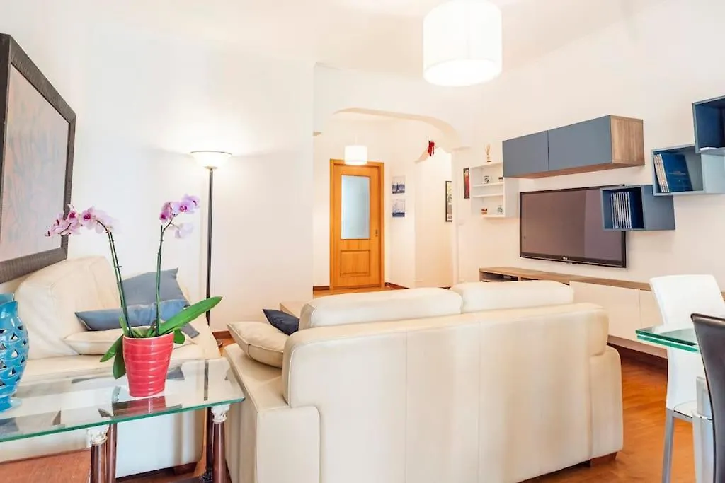 Alla Scoperta Del Vomero Apartment Naples Italy